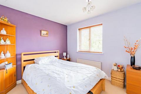 undefined, Ellicks Close, Bristol BS32