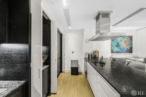3 bedroom flat to rent, 385 Kensington High Street London W14