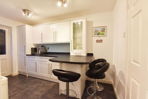 3 bedroom semi-detached house for sale, Woodstock Close, Stourbridge DY8