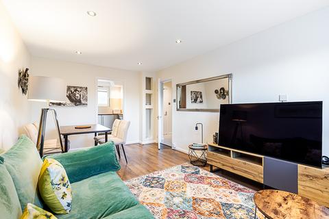 undefined, Block  Hilldrop Crescent, London N7