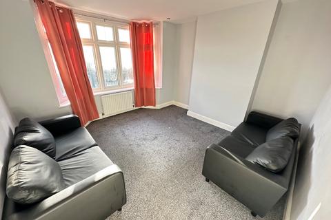 undefined, High Street, Luton, Bedfordshire, LU4 9LF