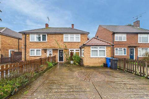 3 bedroom house to rent, Smiths Lane, Windsor, Berkshire, SL4