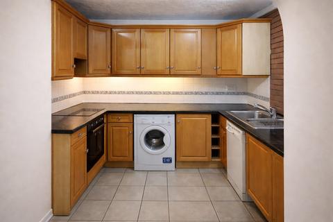 1 bedroom apartment to rent, Langley Walk, Surrey GU22