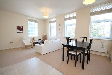 Glenhurst Road, Brentford, TW8