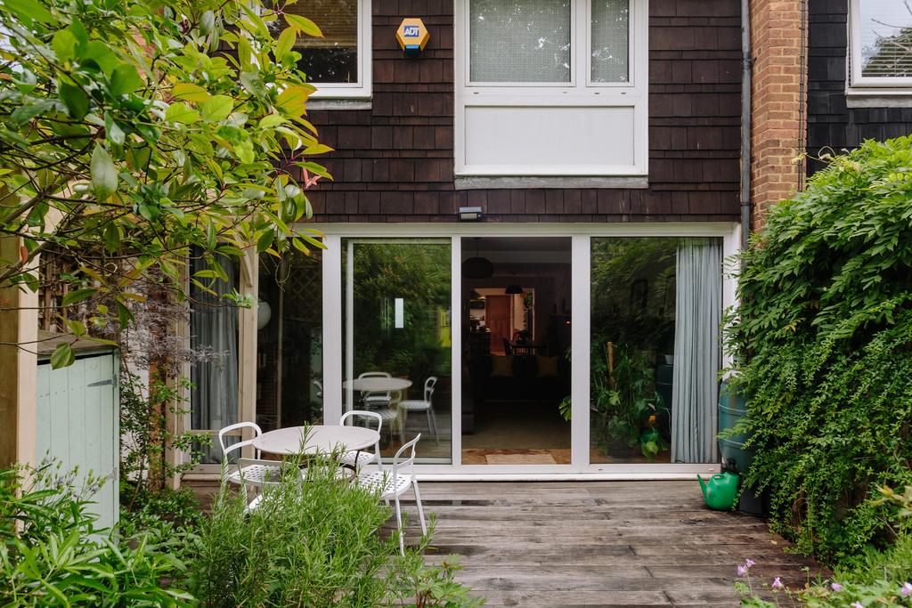 107453 - Farquhar Road The Modern House (11).jpg