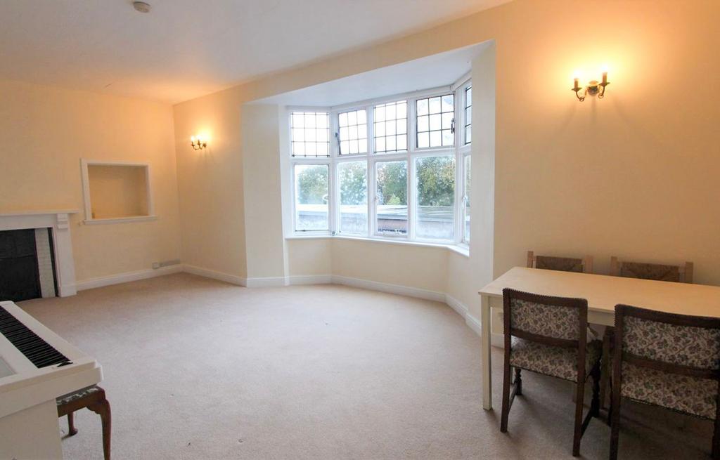 Living/ Dining Room