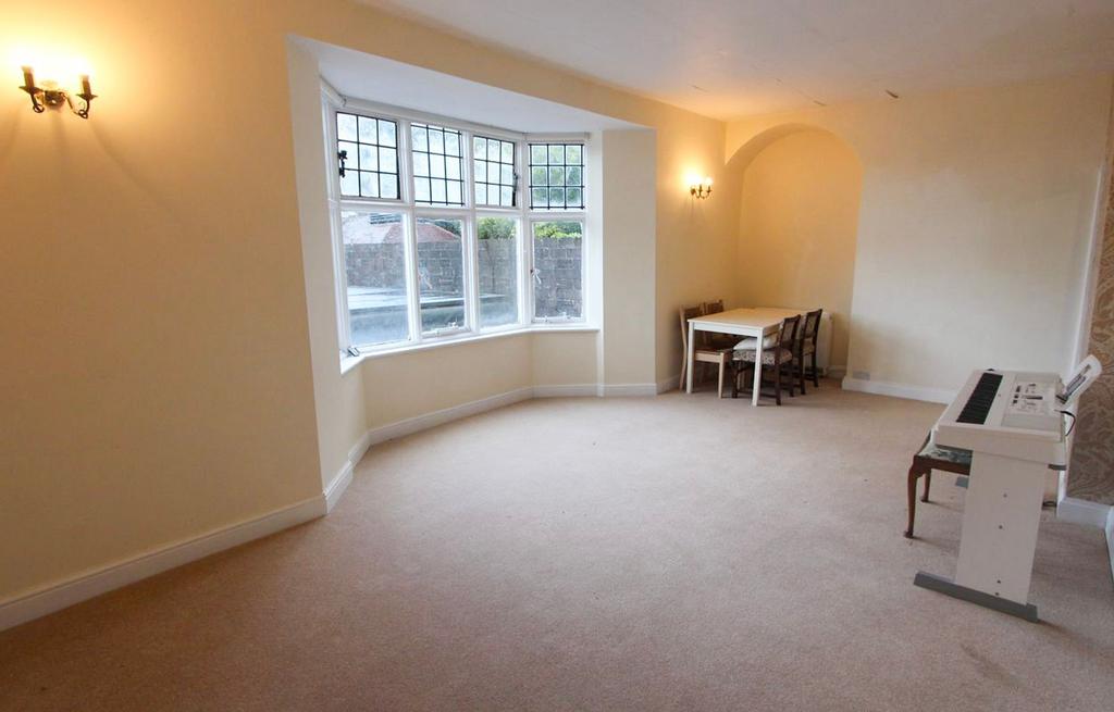 Living/ Dining Room