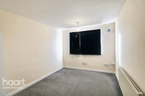 2 bedroom maisonette for sale, Perkins Road, Newbury Park