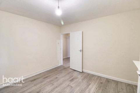 2 bedroom maisonette for sale, Perkins Road, Newbury Park