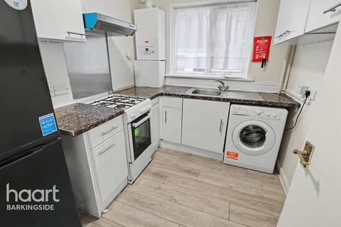 2 bedroom maisonette for sale, Perkins Road, Newbury Park