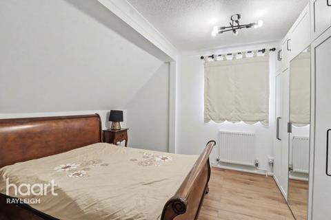 undefined, Brackley Crescent, BASILDON