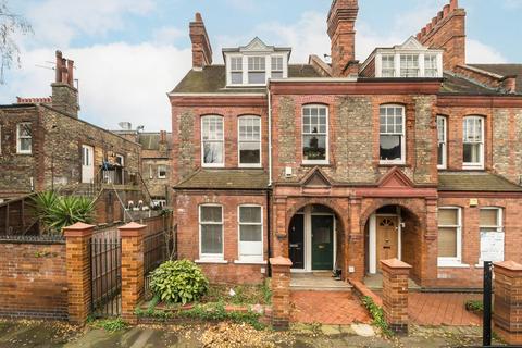 2 bedroom flat to rent, Hailsham Avenue, London SW2
