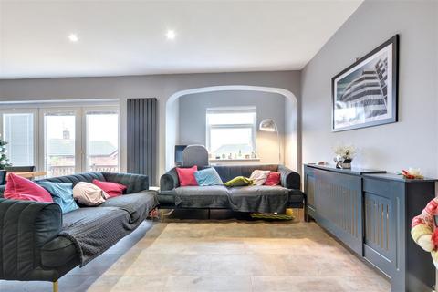 3 bedroom detached house for sale, Abingdon Gardens, Woodthorpe, Nottingham