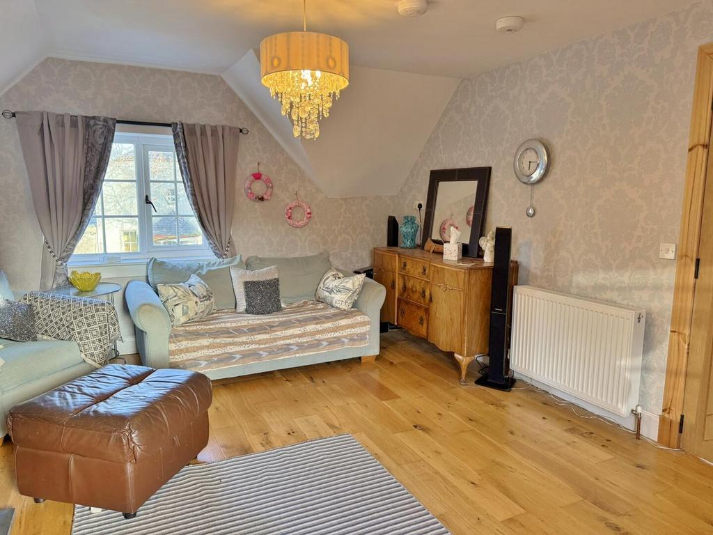 Upper sitting room