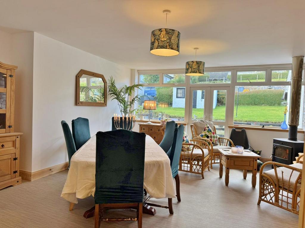 Dining area / seating area