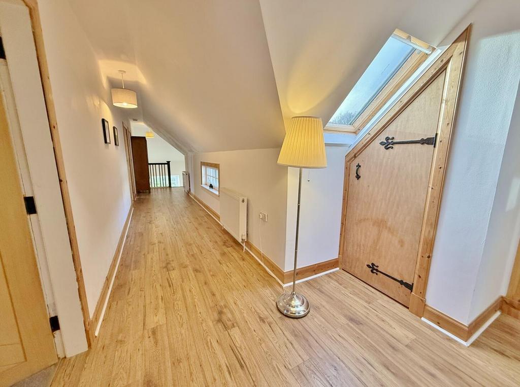 Upper hallway from the sitting room