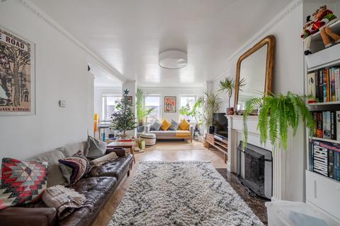 4 bedroom end of terrace house for sale, Upper Hedgemead Road, Somerset BA1