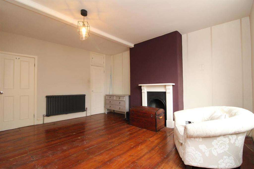 Master bedroom.JPG