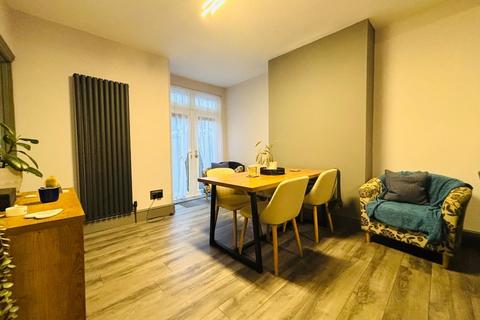 3 bedroom terraced house for sale, Wycliffe Road, Abington, Northampton NN1