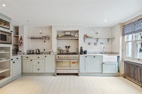 3 bedroom terraced house to rent, Wallgrave Road, London SW5