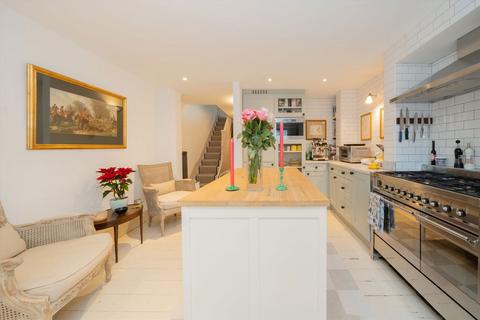 undefined, Wallgrave Road, London SW5