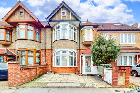 5 bedroom house for sale, Seven Kings Road, Seven Kings, IG3