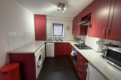 2 bedroom apartment to rent, Northdown Street