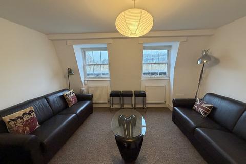 2 bedroom apartment to rent, Northdown Street