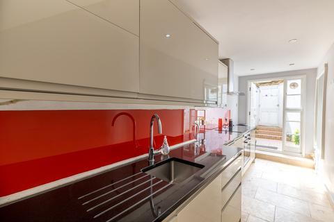 undefined, Moreton Terrace Mews North, London, SW1V