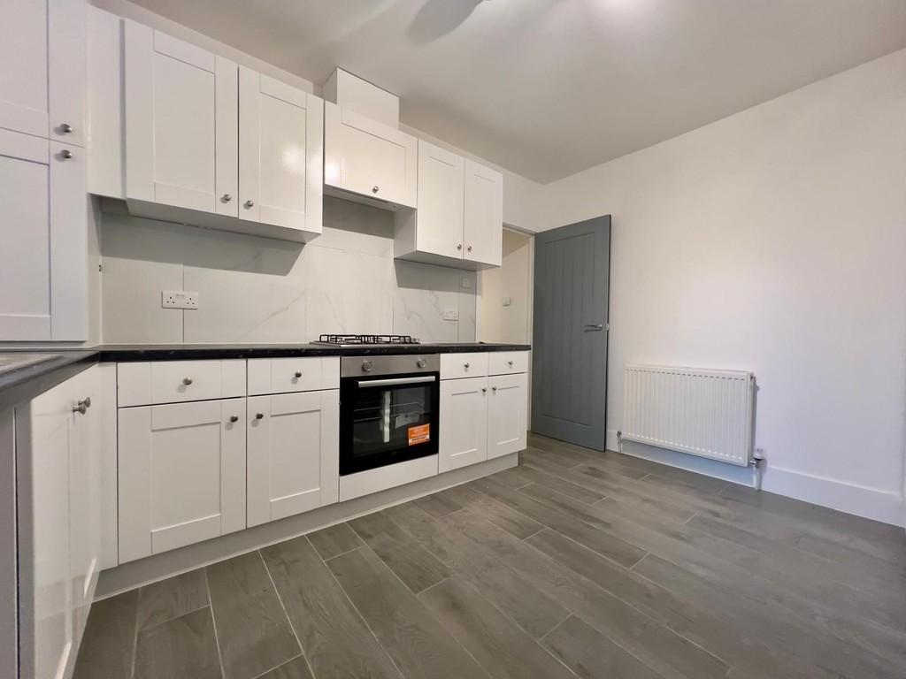 243 Minehead Court Kitchen2