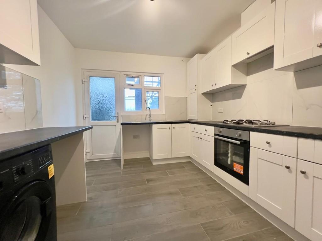 243 Minehead Court Kitchen