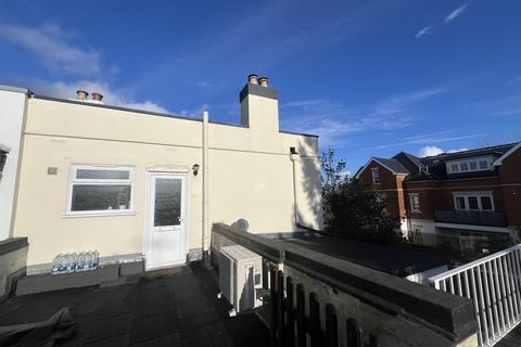 undefined, High Street, Tunbridge Wells TN2