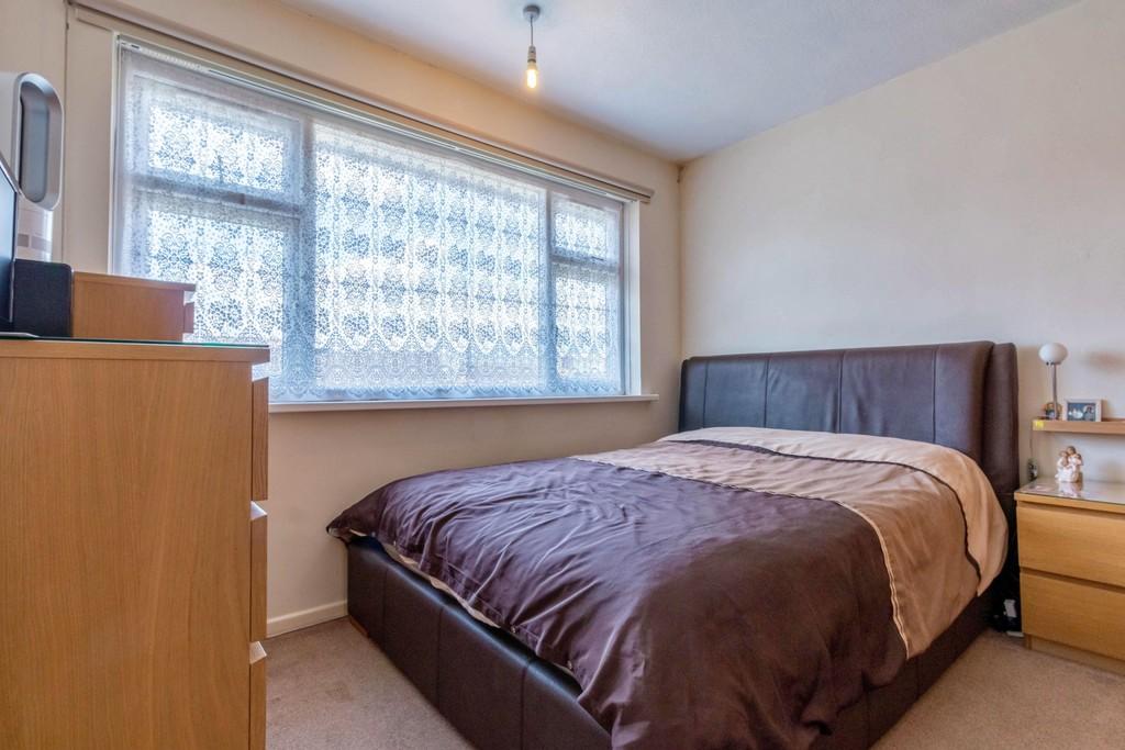 Bed 2.2