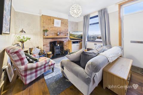 2 bedroom terraced house for sale, Sandcliffe Road, Midway