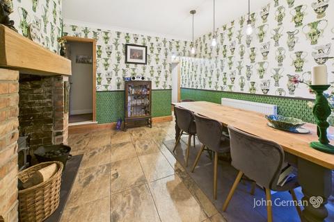 2 bedroom terraced house for sale, Sandcliffe Road, Midway