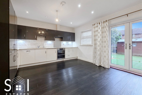 3 bedroom terraced house for sale, Foxglove Close, West Drayton, UB7 9GA