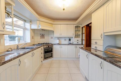 undefined, Grovemount, Davenham, Northwich