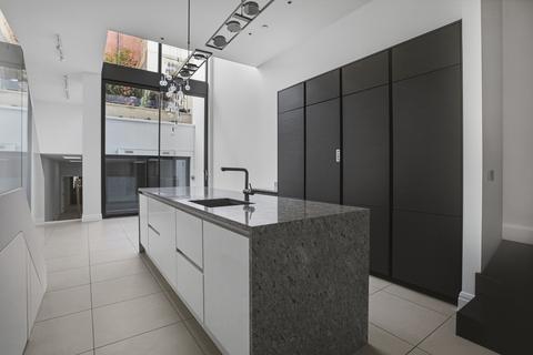 undefined, 33 Danvers Street, Chelsea SW3