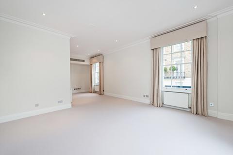 undefined, Montpelier Square, Knightsbridge, SW7