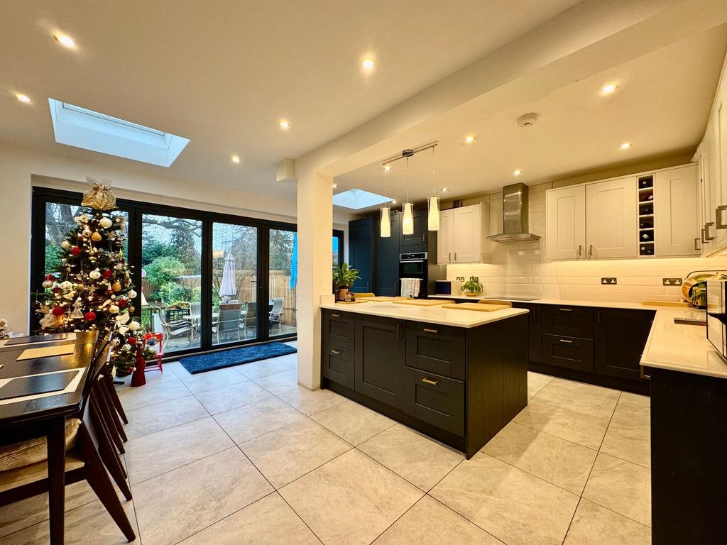 Kitchen/dining area