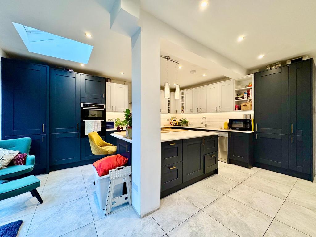 Kitchen/dining area