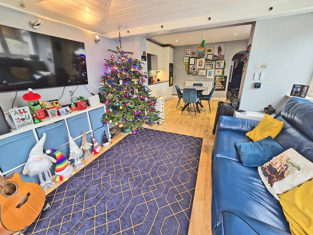 Lounge dining area