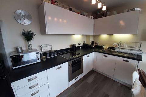 2 bedroom apartment to rent, Postbox, City Centre B1