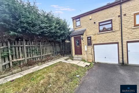 2 bedroom townhouse for sale, Ings Road, Batley