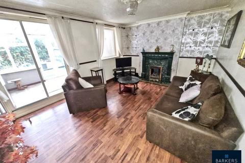 2 bedroom townhouse for sale, Ings Road, Batley