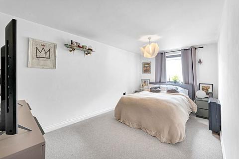 undefined, Barleycorn Court