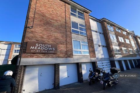 2 bedroom flat to rent, Park Lane, Wembley, HA9