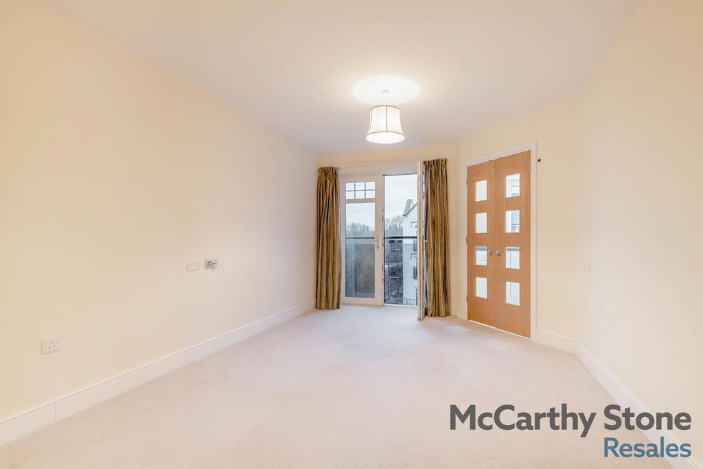 8673405-interior11.jpg