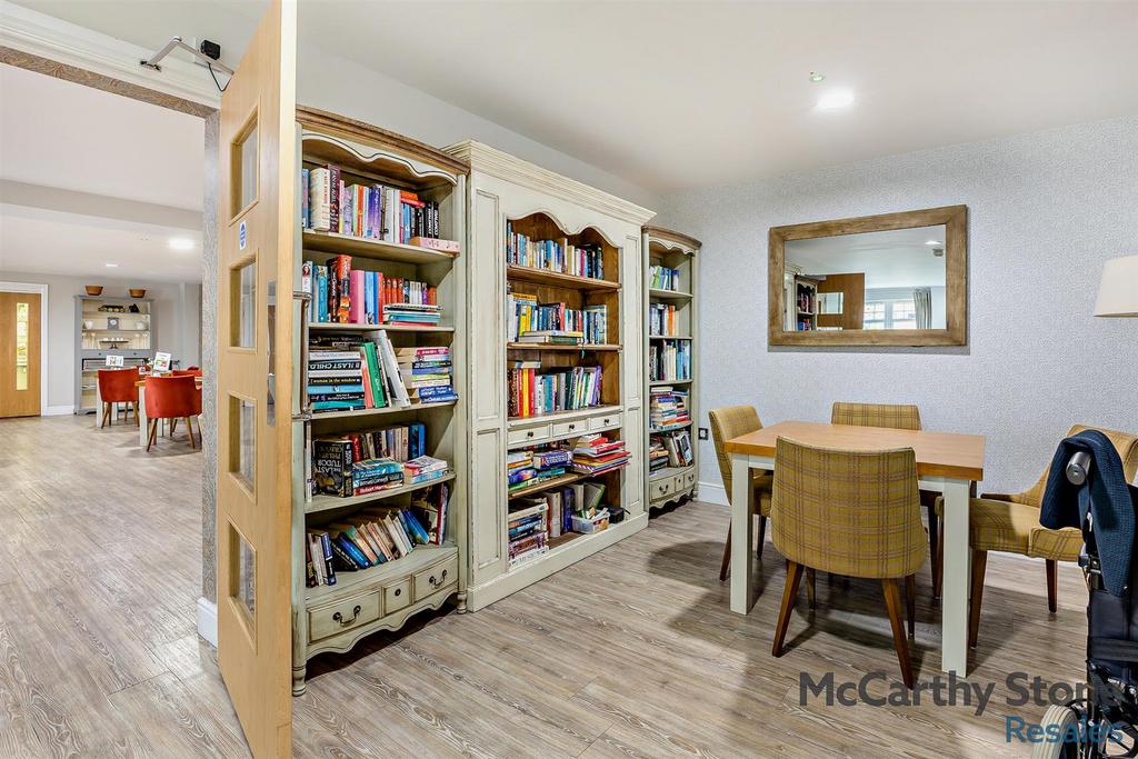 Homeowners' lounge