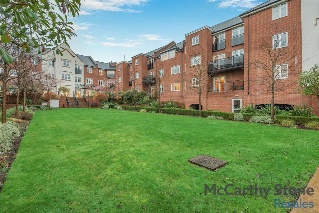 8673405-exterior09.jpg
